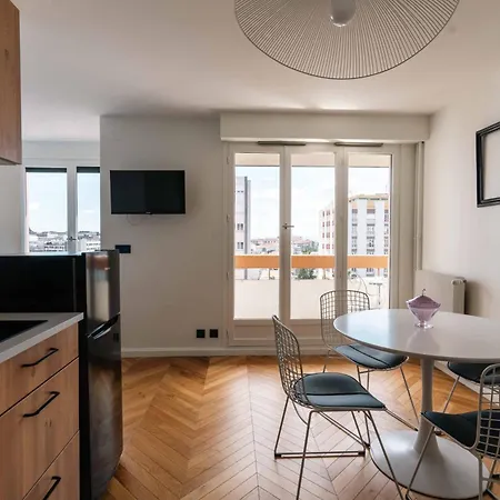 Apartment Chic&view *